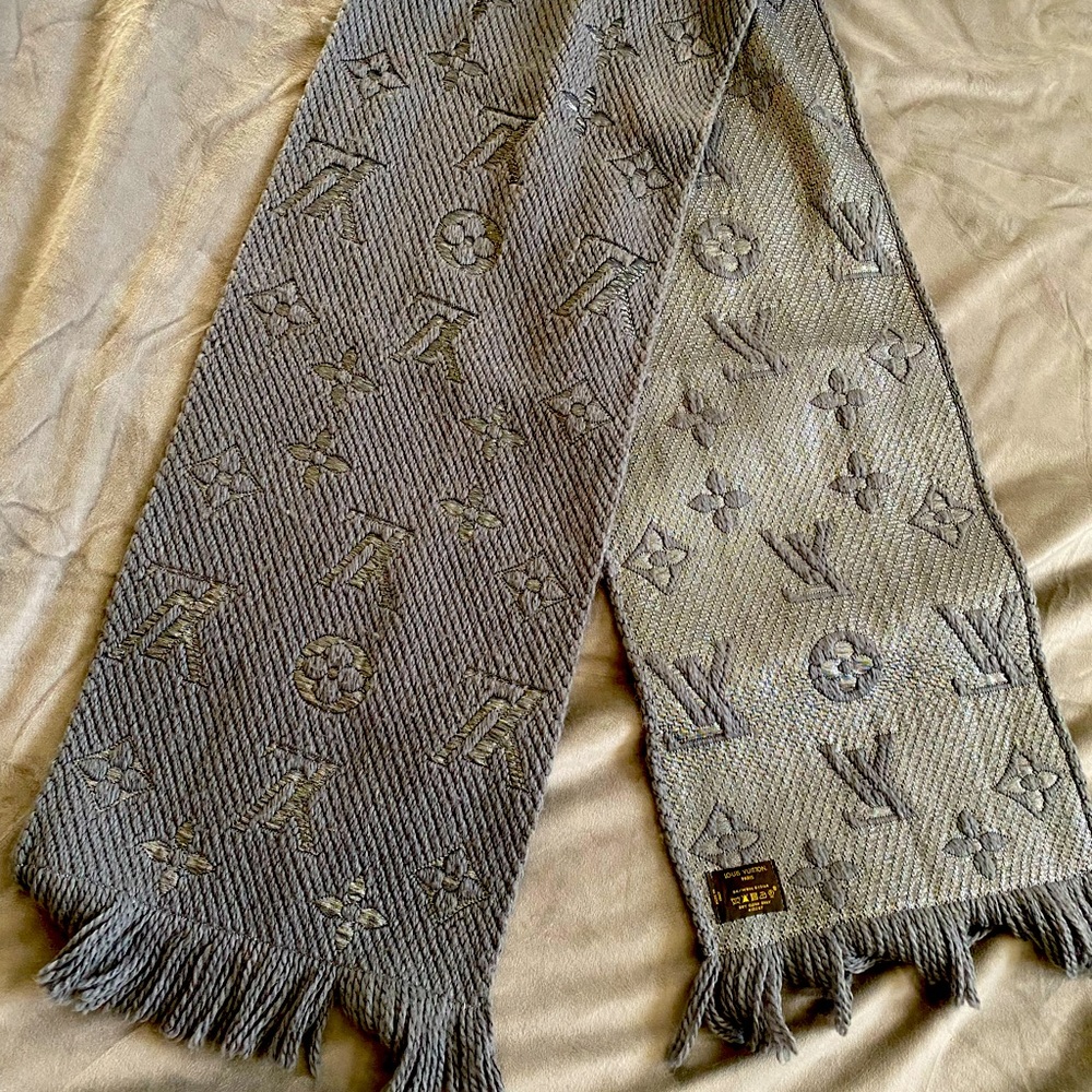 Louise Vuitton scarf